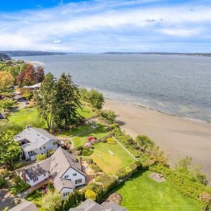 Colonial By The Sea By Avantstay Waterfront View Langley Exterior photo