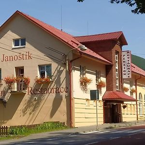 Penzion Janostik Hotell Rožnov pod Radhoštěm Exterior photo