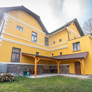 Ubytovani Na Jakuli Hotell Nové Hrady Exterior photo