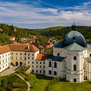 Zamek Krtiny Hotell Exterior photo