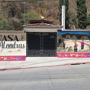 Casa De Alondras Lägenhet Panajachel Exterior photo