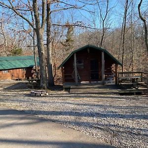 Lovely Rustic Cabin In Bloomington Villa Exterior photo