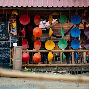 Samaki Guesthouse - Tad Lo Ban Donkhagnoung Exterior photo