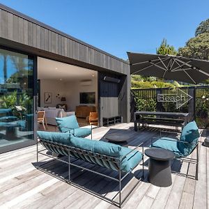 Wavesong - Coast & Country Villa Onetangi Exterior photo