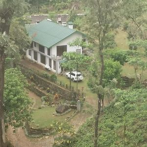 Trident Bungalow Hotell Kandy Exterior photo