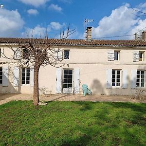 Ex Domaine Chandelier Hotell Anglade Exterior photo