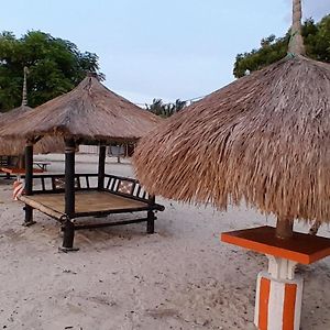 Ekas Beach Guesthouse And Restaurante Exterior photo