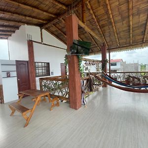 Habitacion Grupal Cerca De La Playa, Montanita- Wanderlust Hotell Exterior photo