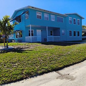 Lovely Vacation Home 1 Block From Beach & Downtown Gulfport St. Petersburg Exterior photo