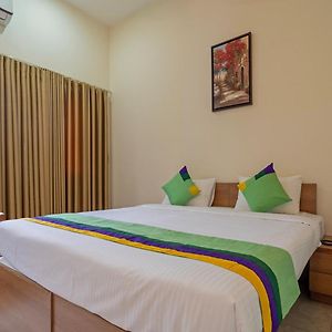 Itsy Hotels Avani Stays, Vyttila, Kochi Exterior photo