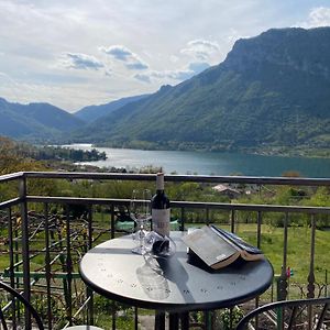 Casa Carla, Bis 4 Personen, Garten, Balkon Mit Blick Auf Den See Und Die Berge Lägenhet Crone Exterior photo