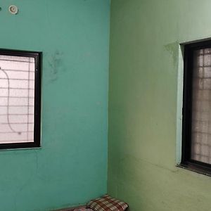 Bhagyashlip Niwas Lägenhet Akalkot Exterior photo