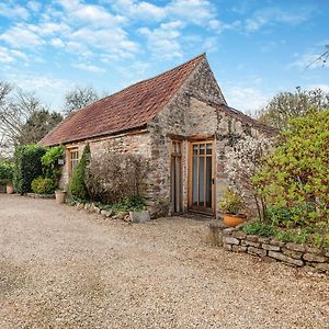 Midsummer Cottage Retreat Pilton Exterior photo