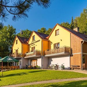 Penzion U Hraze Hotell Luhačovice Exterior photo