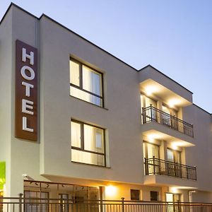 Arima City Hotell Shumen Exterior photo