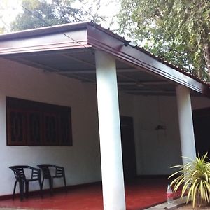 Sanasuma Piyasa Holiday Home Anuradhapura Exterior photo