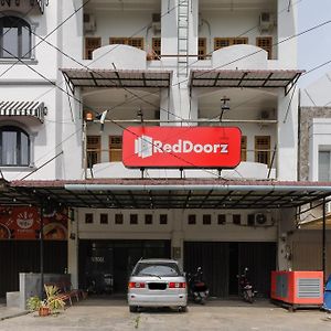 Reddoorz Syariah @ Panglima Nyak Makam Aceh 2 Hotell Banda Aceh Exterior photo