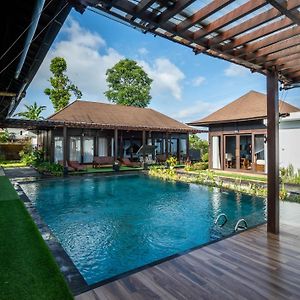 Shankara Munduk Bali Hotell Exterior photo