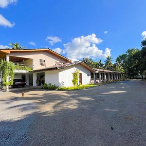 Agastya Hotell Kataragama Exterior photo