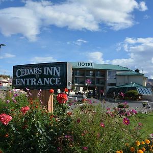 Cedars Inn Wenatchee Exterior photo