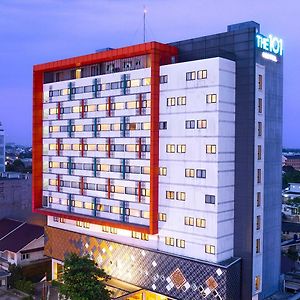 The 1O1 Palembang Rajawali Hotell Exterior photo