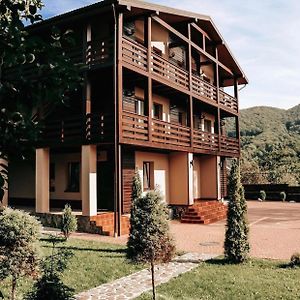 Садиба Казка Hotell Vizhenka Exterior photo