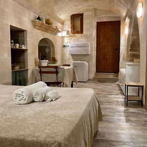 Il Vicolo Grottaglie Bed and Breakfast Exterior photo