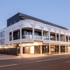Grow At Goodwood Hotell Adelaide Exterior photo