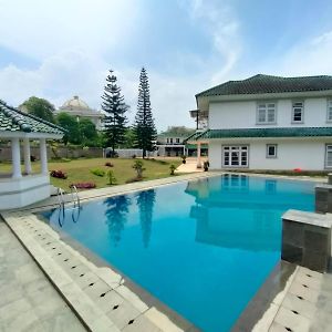 Villa Puncak Resort Gunung Agung Cikundul Exterior photo