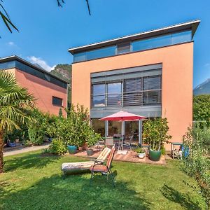 Casa Oliver, Tra La Calanca E I Castelli Di Bellinzona Lägenhet Grono Exterior photo