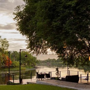 U Inchantree Kanchanaburi Hotell Exterior photo