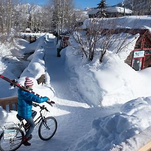 Wheelchair Accessible 2-Bedroom Condo - Slopeside Condo Crested Butte Exterior photo