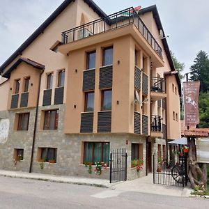 Kesta Za Gosti Byaloto Konche Hotell Beli Iskar Exterior photo