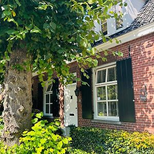 Bed And Breakfast: 'Bij Ons Achter' Helvoirt Exterior photo