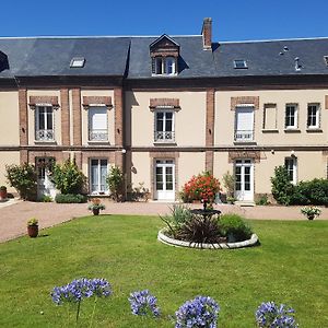 Le Clos Saint-Germain Hotell Rugles Exterior photo