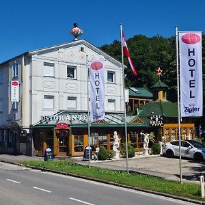 Höckner Plaza Hotel Attnang-Puchheim Exterior photo