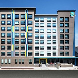 Tru By Hilton Baltimore Harbor East Hotell Exterior photo