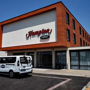 Hampton By Hilton Toulouse Airport Hotell Blagnac Exterior photo