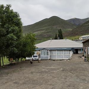 Xinaliq Qonaq Evi Hotell Exterior photo