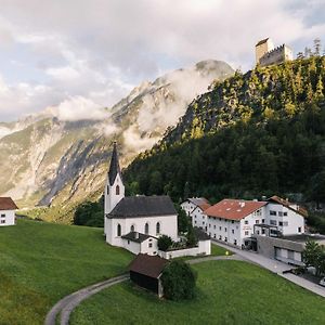 Gasthof Kronburg Hotell Zams Exterior photo