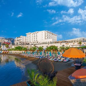 Les Ambassadeurs Hotel Casino&Marina Kyrenia  Exterior photo