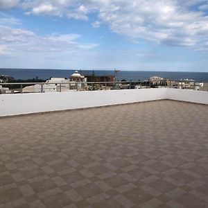 Grand S+1 Avec Vaste Terrasse Panoramique Hotell Chott Meriem Exterior photo