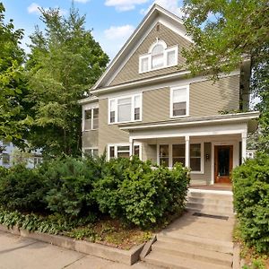 Lowry Hill Flats Villa Minneapolis Exterior photo