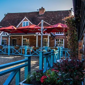 The Winning Post Windsor Exterior photo