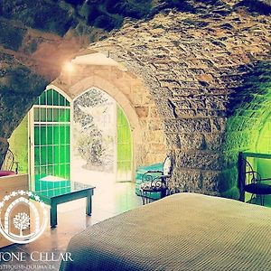 Stone Cellars Hotell Douma Exterior photo