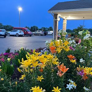 Garnett Hotel&RV Park Exterior photo