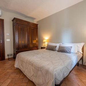 Convino Hotell Castiglione Falletto Exterior photo