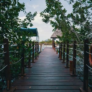 Bluebayou Bacalar Hotell Exterior photo