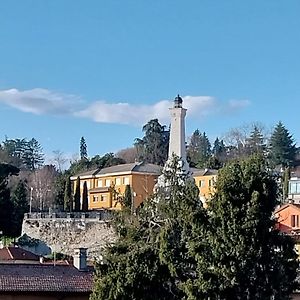 La Finestra Sul Faro Lago Maggiore Lägenhet Besozzo Exterior photo