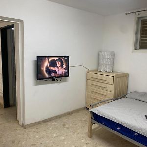 נופש במעיינות Lägenhet Bet Sheʼan Exterior photo